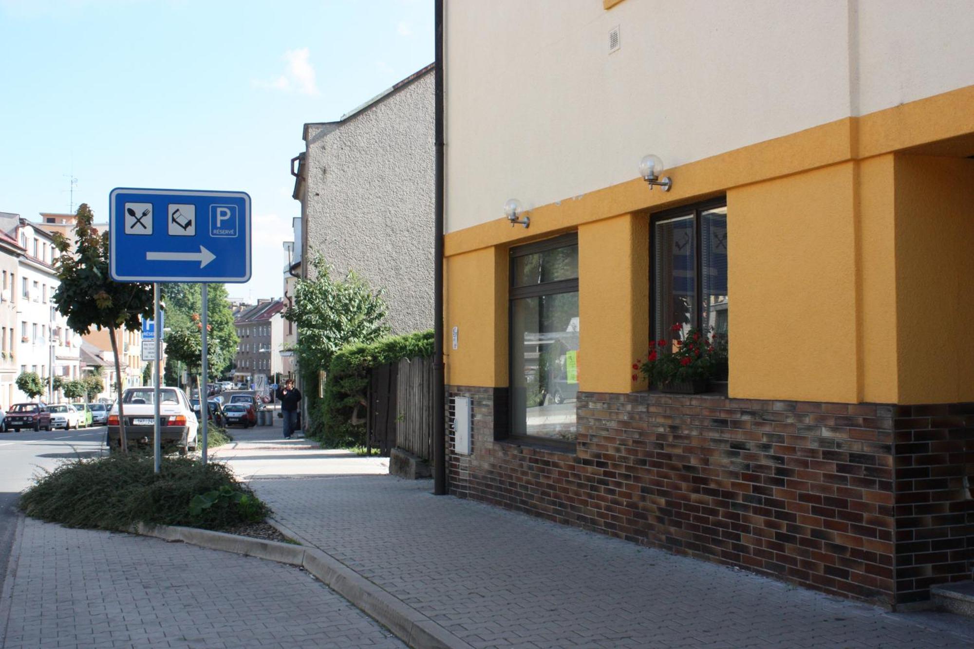 Hotel Hynek Nachod Exterior photo